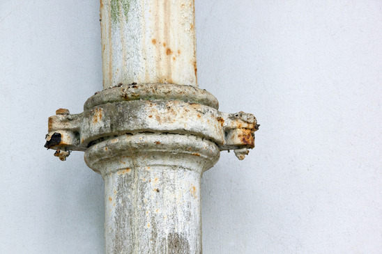 rusted pipe